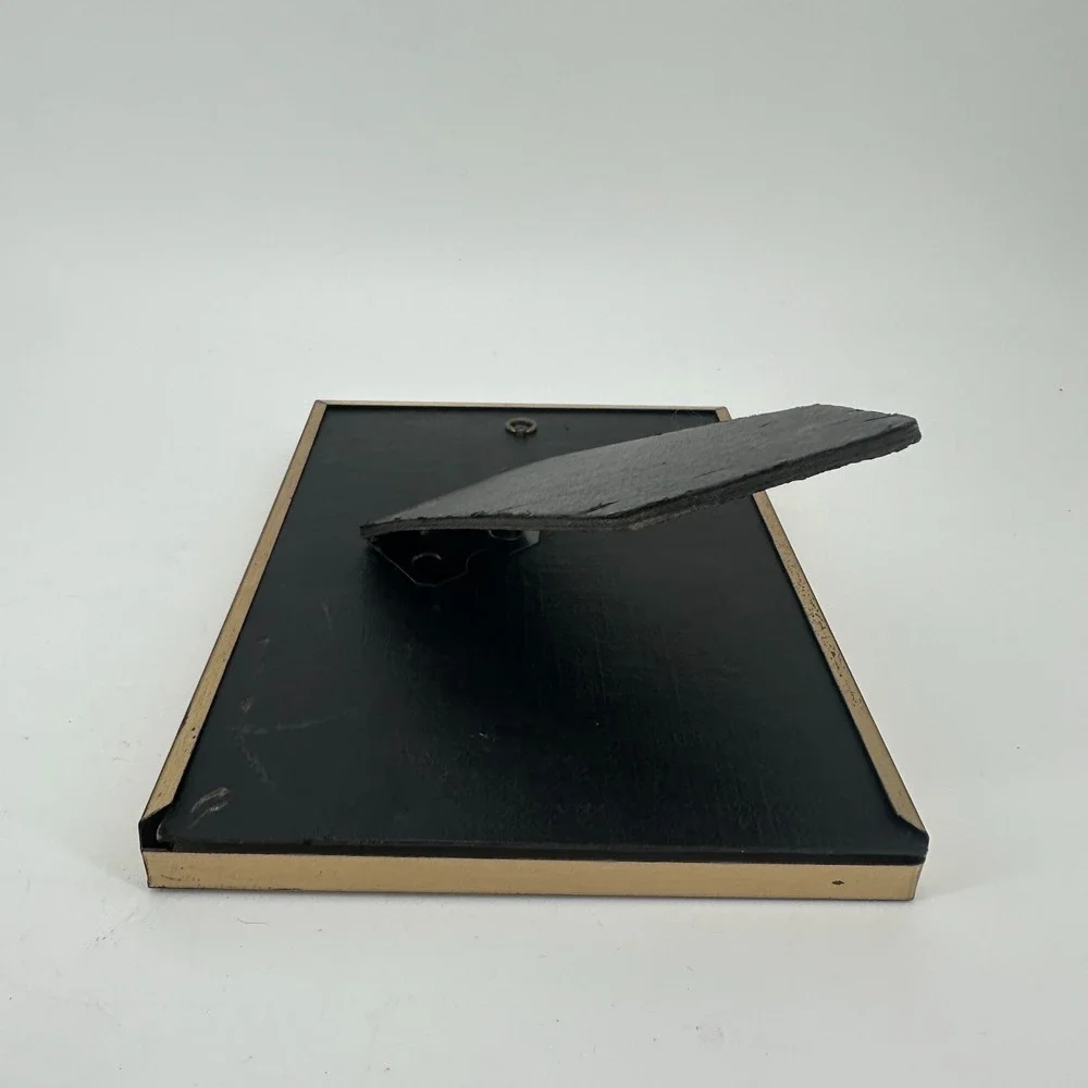 Vintage 5x7 Brass Metal Photo Frame Tabletop Easel Display‎
